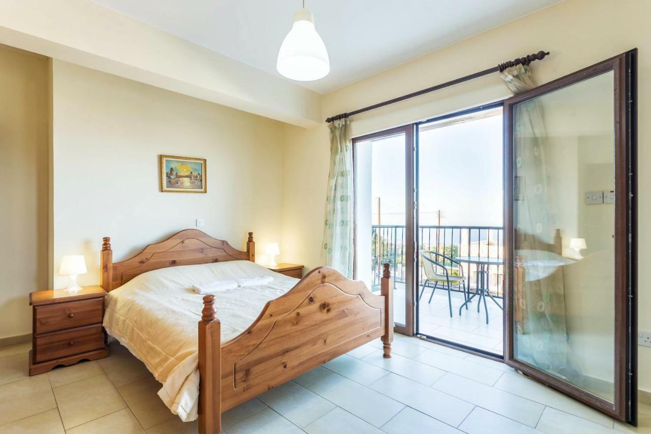 Villa Nikolina Dhrousha ภายนอก รูปภาพ