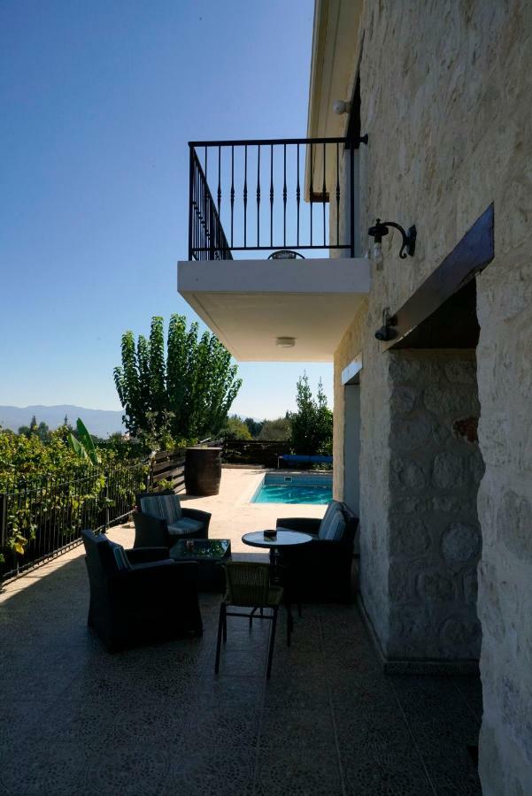 Villa Nikolina Dhrousha ภายนอก รูปภาพ